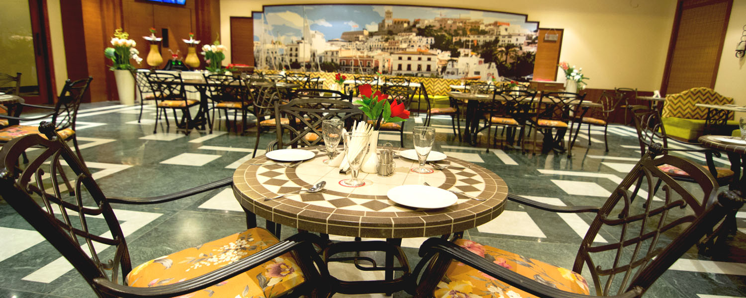 Clubs in Raipur Hotels in Raipur Banquet in Raipur Bar in Raipur Spa in Raipur